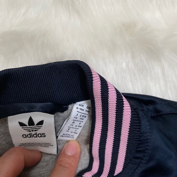 Adidas zip up sweater - Picture 2 of 2